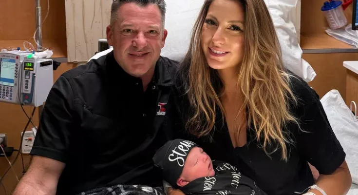 Tony Stewart, Leah Pruett. Photo: Leah Pruett/Instagram