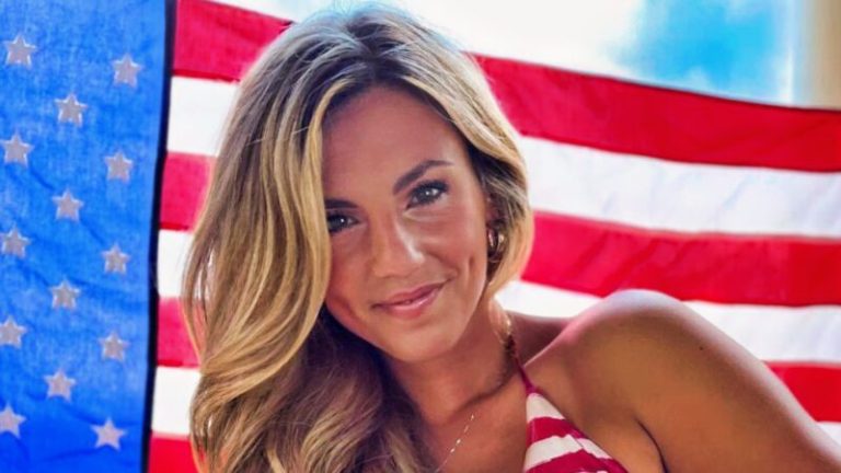 Annie Agar Goes All Out With Patriotic Bikini For 4th Of July Boat Parade [VIDEO]
