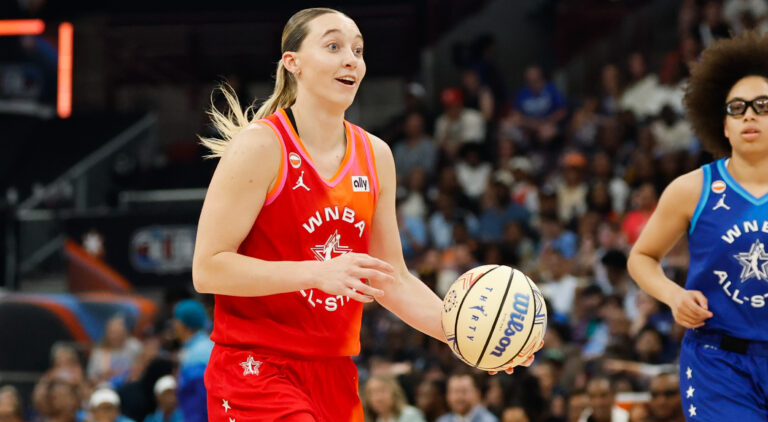 Paige Bueckers Caught On Camera Feeling Herself & Stripping Down To Her Bra During WNBA All-Star After-Party In The Club [VIDEO]