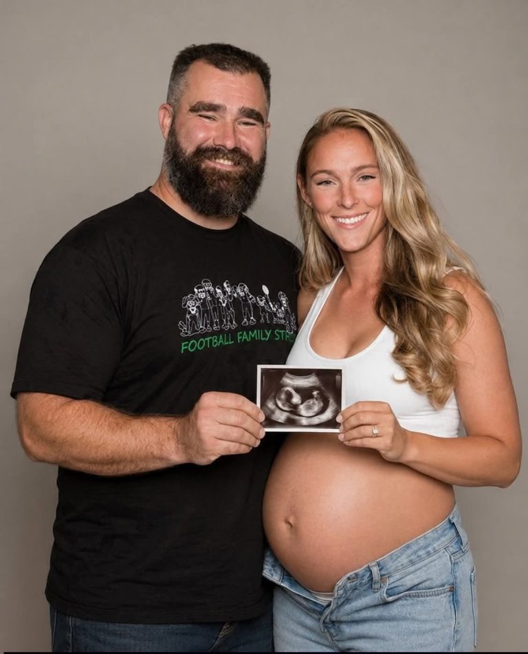 🎉 Big Congratulations! Jason and Kylie Kelce Reportedly Expecting Twins — Fans Celebrate Exciting Family News
