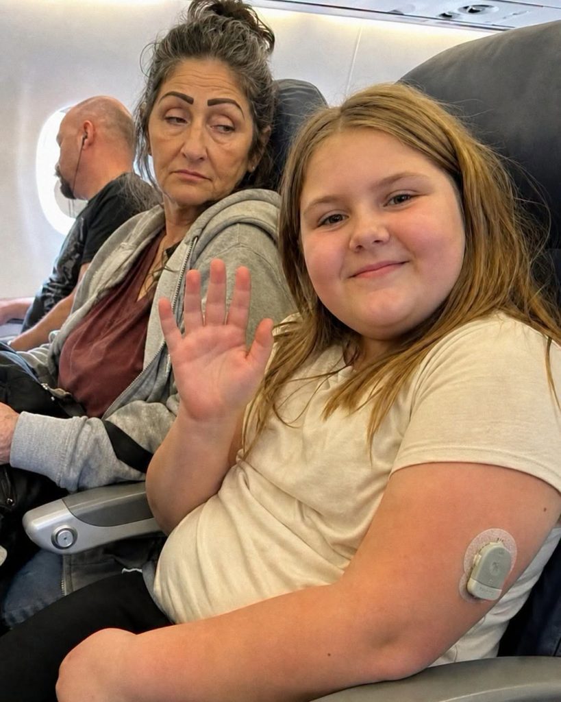The Blatant Insult on Flight 412: Why a Cruel Passenger’s Public Mockery of a Nine-Year-Old Girl Backfired Horribly