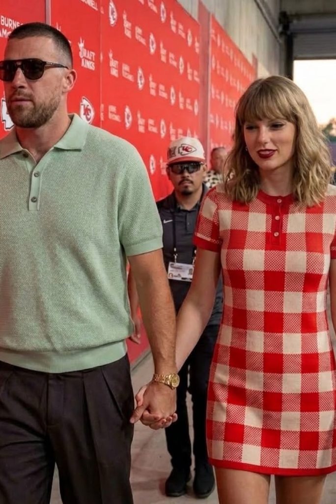 Taylor Swift and Travis Kelce Share Sweet Postgame Moment After Chiefs’ 31–10 Win